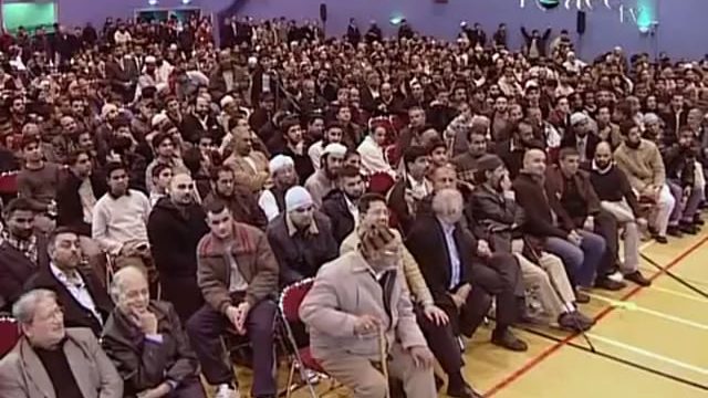 Can Muslims Celebrate And Wish Merry Christmas?