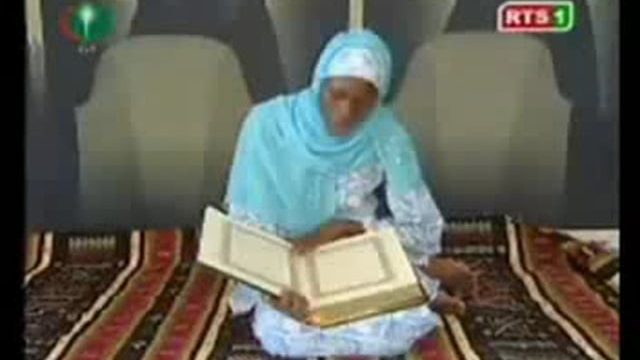 4th girl from Senegal reciting Quran